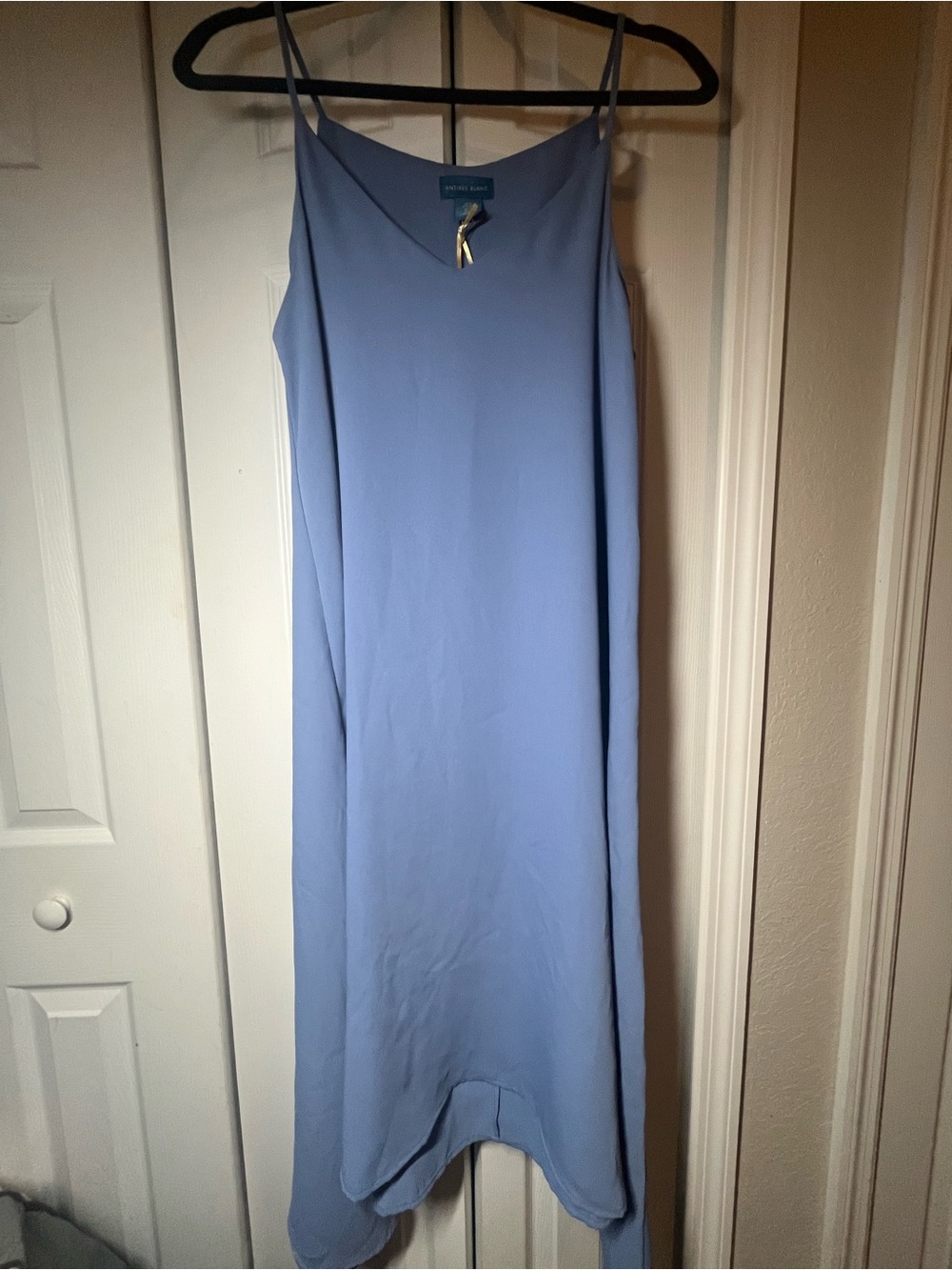 Antibes Blanc periwinkle blue flowy maxi dress size small, never worn